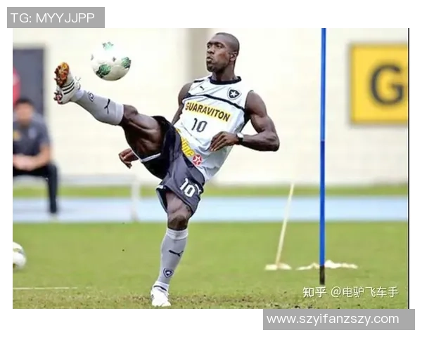 足球明星肌肉对比图揭示运动员的力量与魅力之争